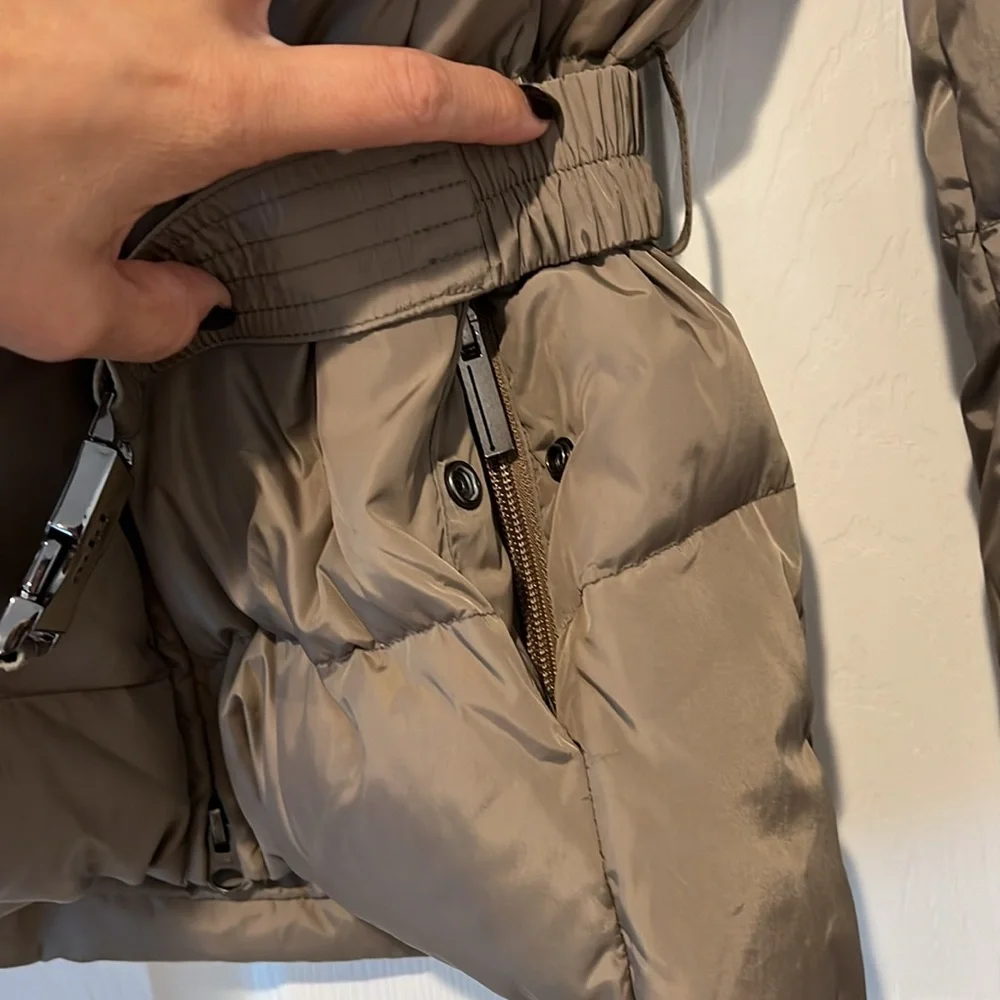 Add down Jacket - Picture 6 of 8